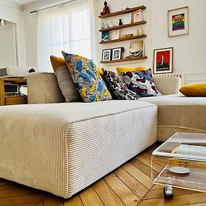 Gorgeous, Bright & Large 1 Bedroom Near Montmartre